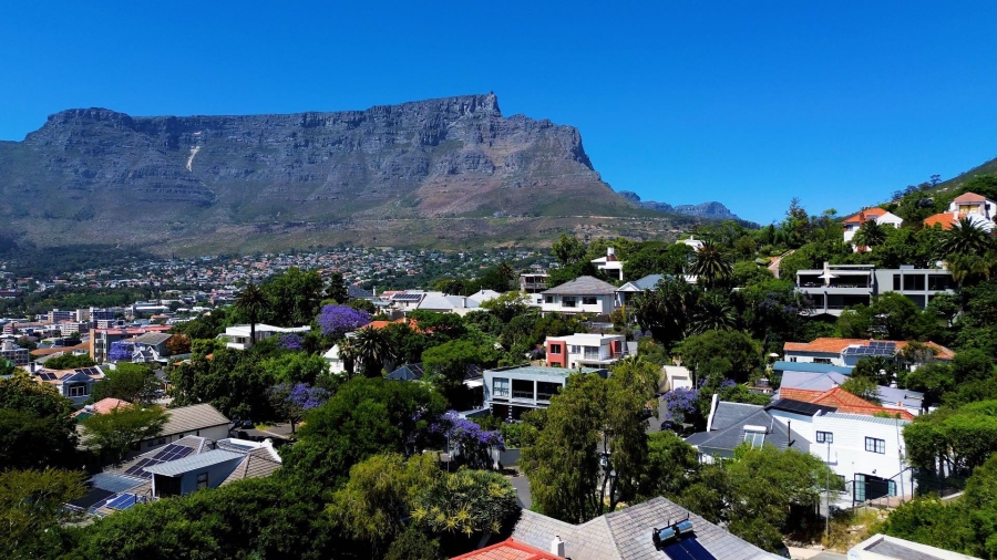 4 Bedroom Property for Sale in Tamboerskloof Western Cape